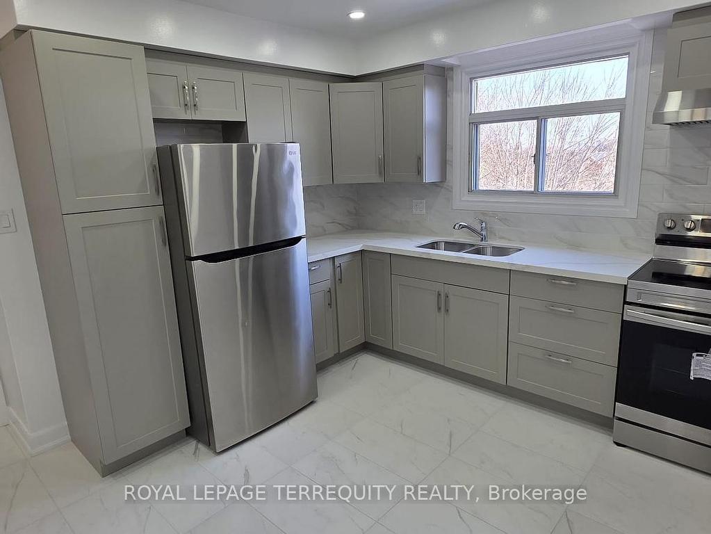 









1349


Davenport

Road, Main Floor,
Toronto,




ON
M6H 2H5


