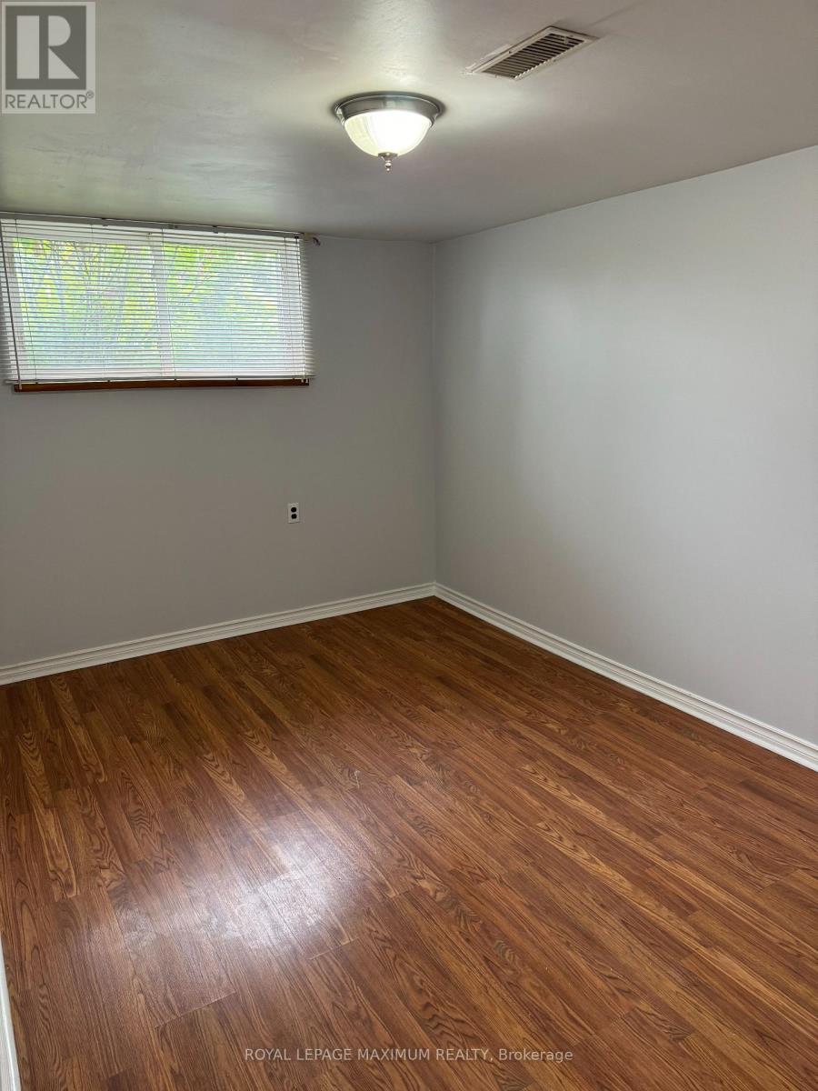 












BSMT - 1 MIDDEN CRESCENT

,
Toronto,




Ontario
M9R3L7

