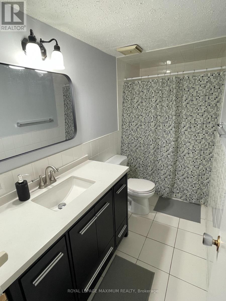 












BSMT - 1 MIDDEN CRESCENT

,
Toronto,




Ontario
M9R3L7

