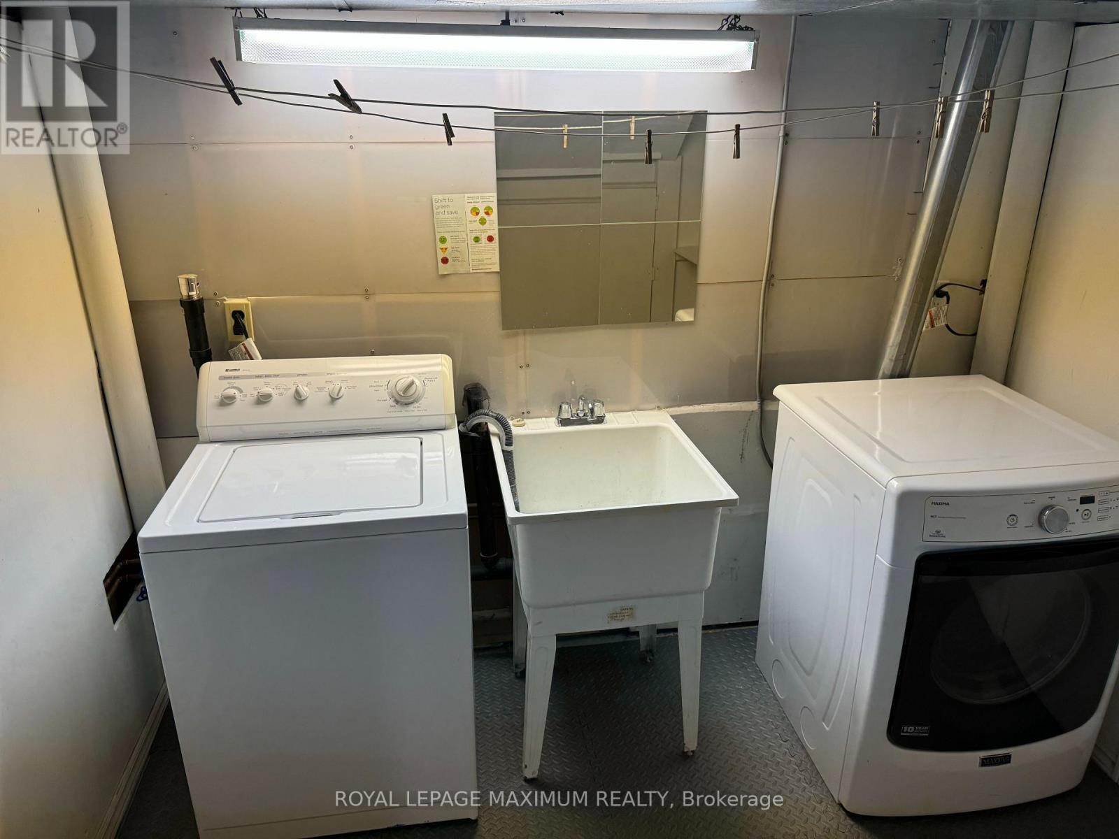 












BSMT - 1 MIDDEN CRESCENT

,
Toronto,




Ontario
M9R3L7

