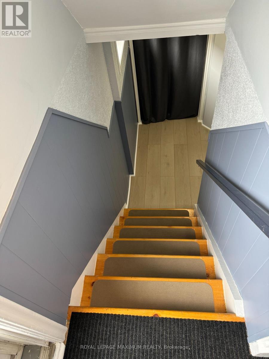 












BSMT - 1 MIDDEN CRESCENT

,
Toronto,




Ontario
M9R3L7

