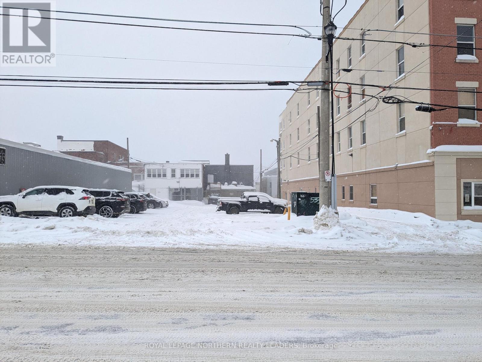 












11 SPRUCE STREET S

,
Timmins (TS - SE),




Ontario
P4N2M4

