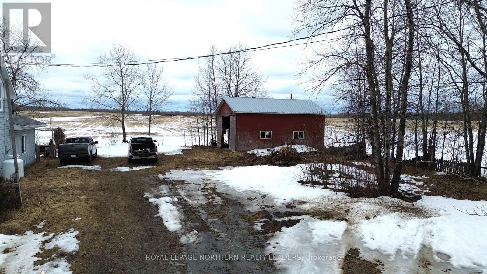 












760 GLACKMEYER CONCESSION RD 10 & 11

,
Cochrane,




Ontario
P0L1C0

