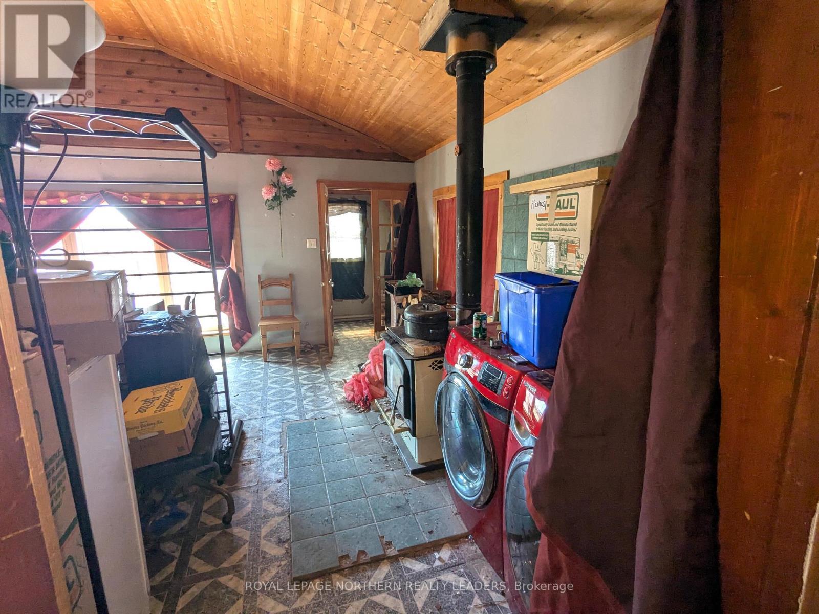 












760 GLACKMEYER CONCESSION RD 10 & 11

,
Cochrane,




Ontario
P0L1C0

