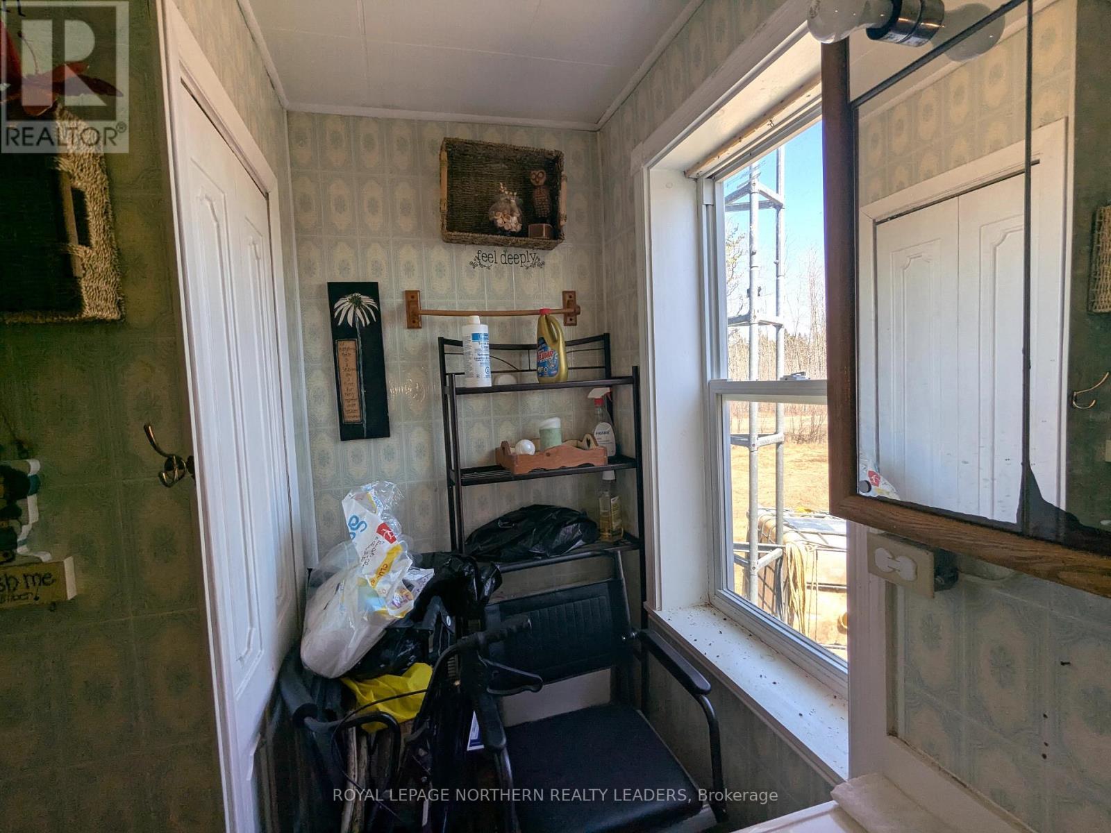 












760 GLACKMEYER CONCESSION RD 10 & 11

,
Cochrane,




Ontario
P0L1C0

