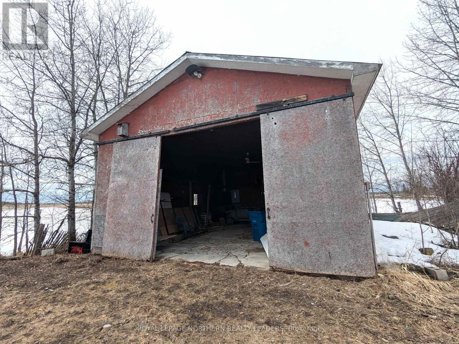 












760 GLACKMEYER CONCESSION RD 10 & 11

,
Cochrane,




Ontario
P0L1C0

