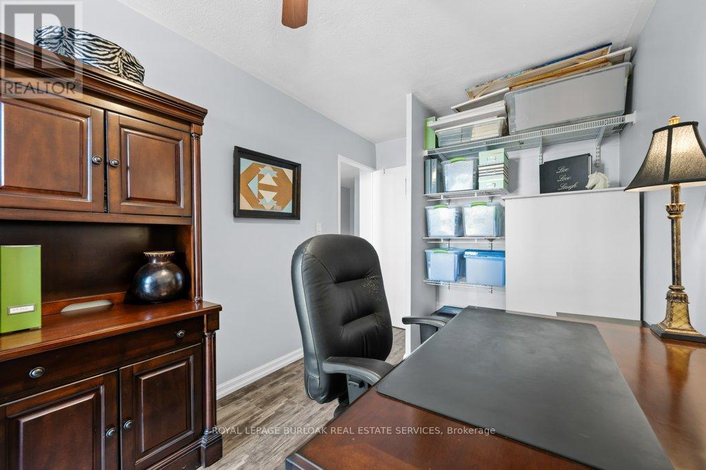 












522 - 350 QUIGLEY ROAD

,
Hamilton,




Ontario
L8K5N2

