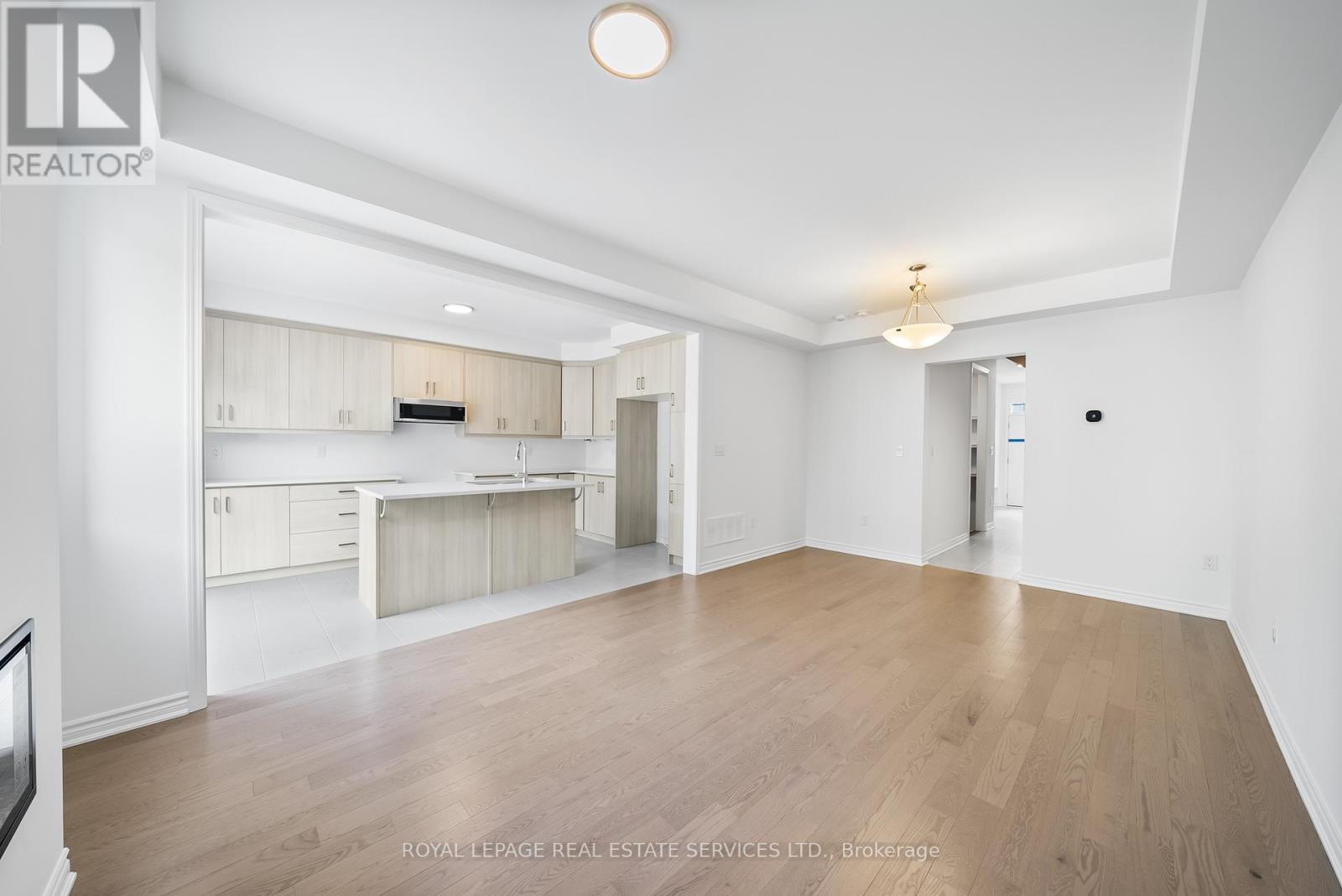 












3102 JOHN MCKAY BOULEVARD

,
Oakville,




Ontario
L6H8A7

