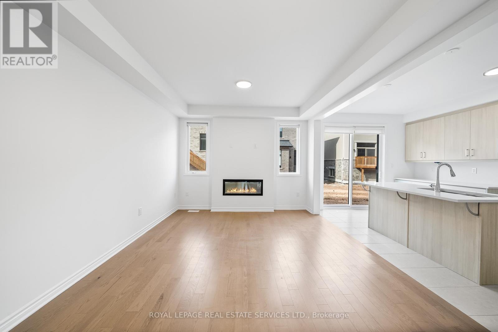 












3102 JOHN MCKAY BOULEVARD

,
Oakville,




Ontario
L6H8A7

