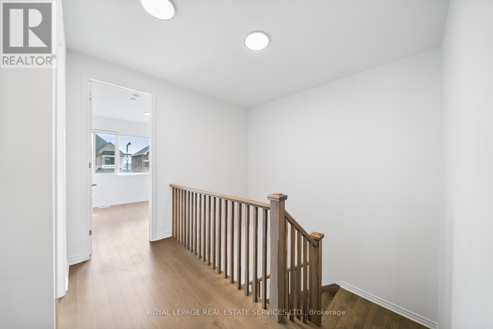 












3102 JOHN MCKAY BOULEVARD

,
Oakville,




Ontario
L6H8A7

