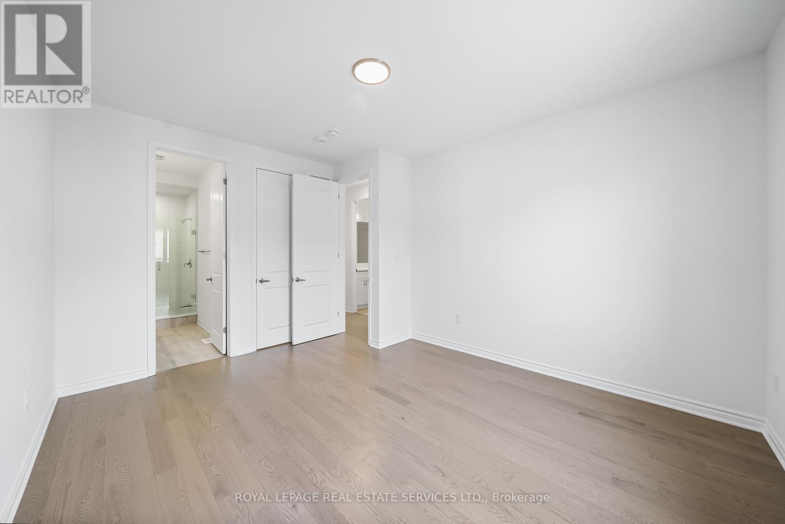 












3102 JOHN MCKAY BOULEVARD

,
Oakville,




Ontario
L6H8A7

