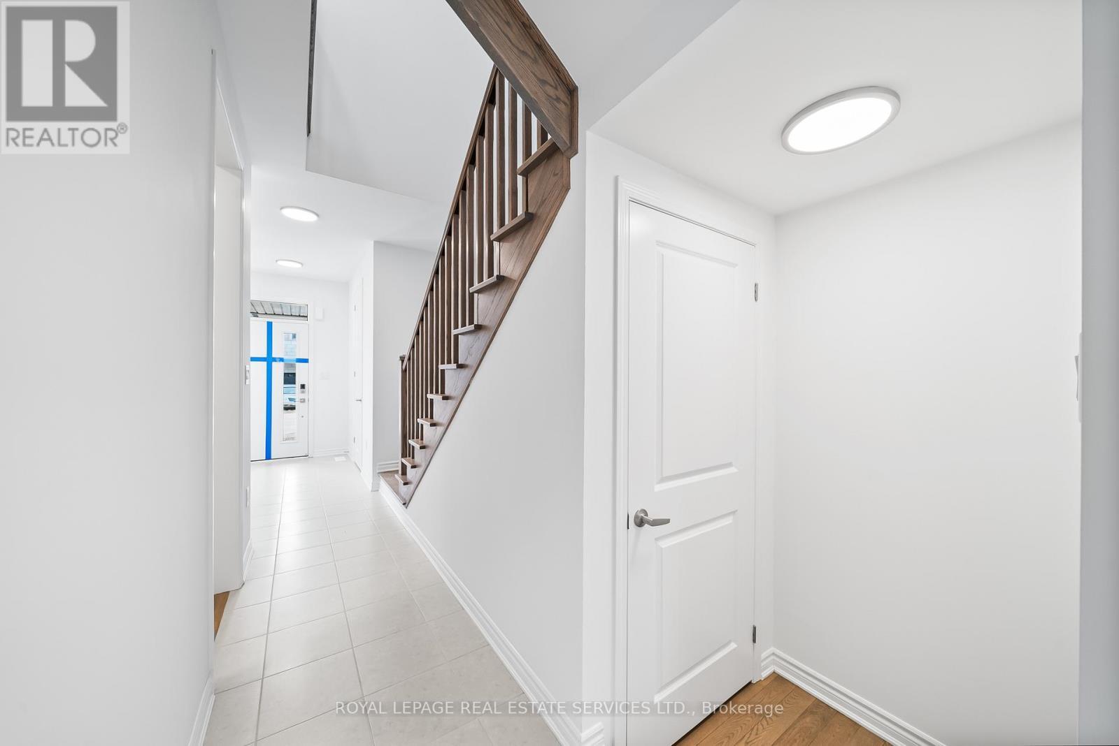












3102 JOHN MCKAY BOULEVARD

,
Oakville,




Ontario
L6H8A7

