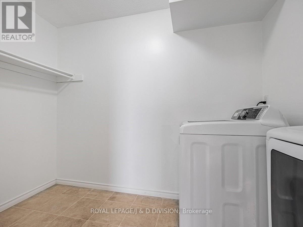 












1103 - 1535 LAKESHORE ROAD E

,
Mississauga,




Ontario
L5E3E2

