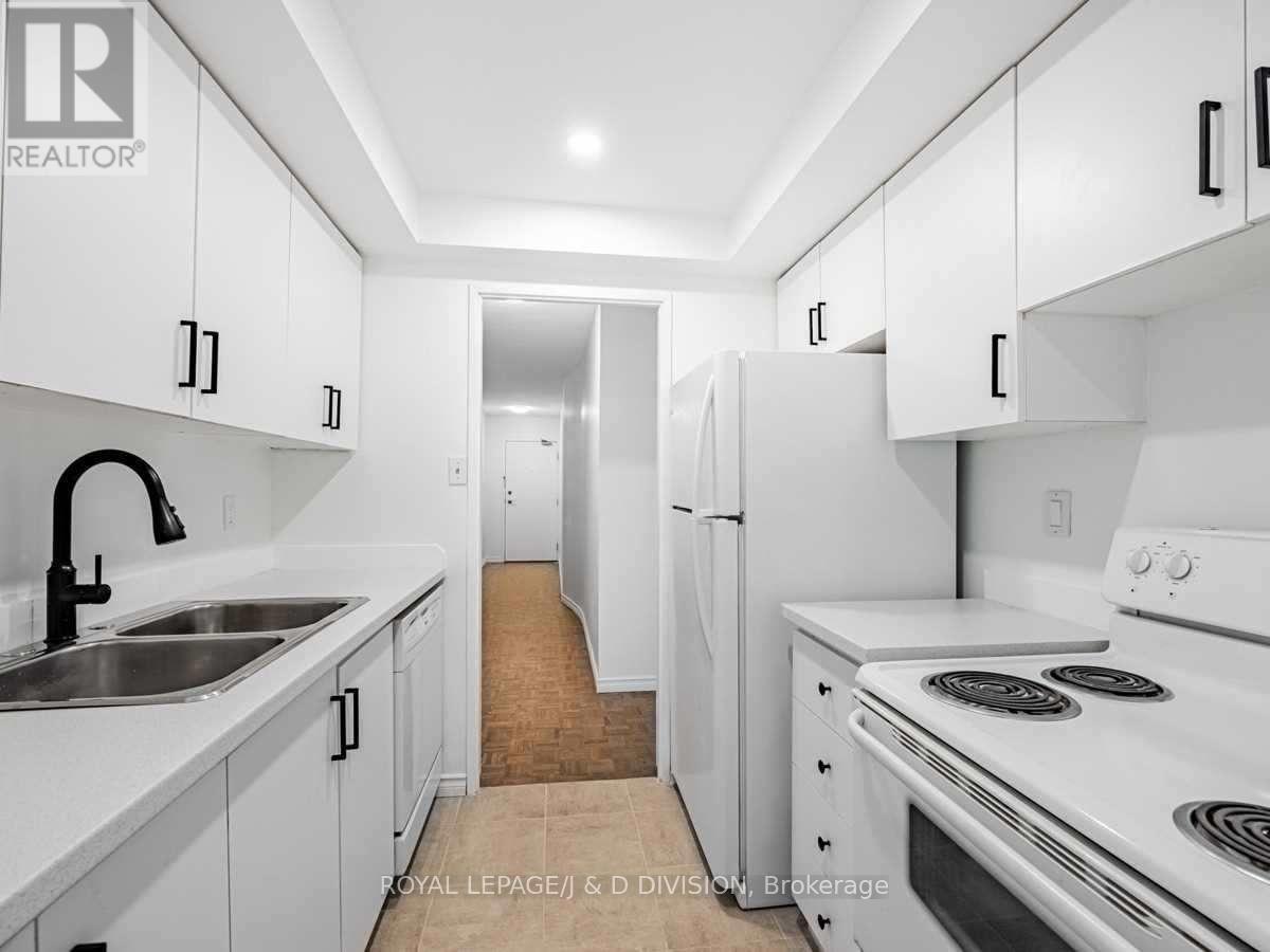 












1103 - 1535 LAKESHORE ROAD E

,
Mississauga,




Ontario
L5E3E2

