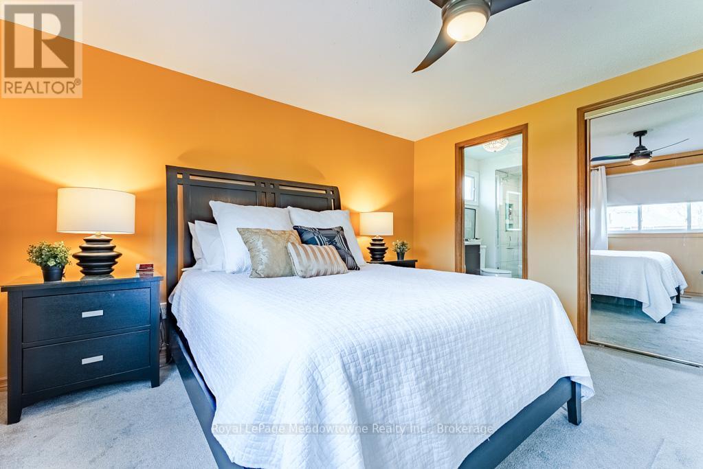 












802 COULSON AVENUE

,
Milton (TM Timberlea),




Ontario
L9T4K4

