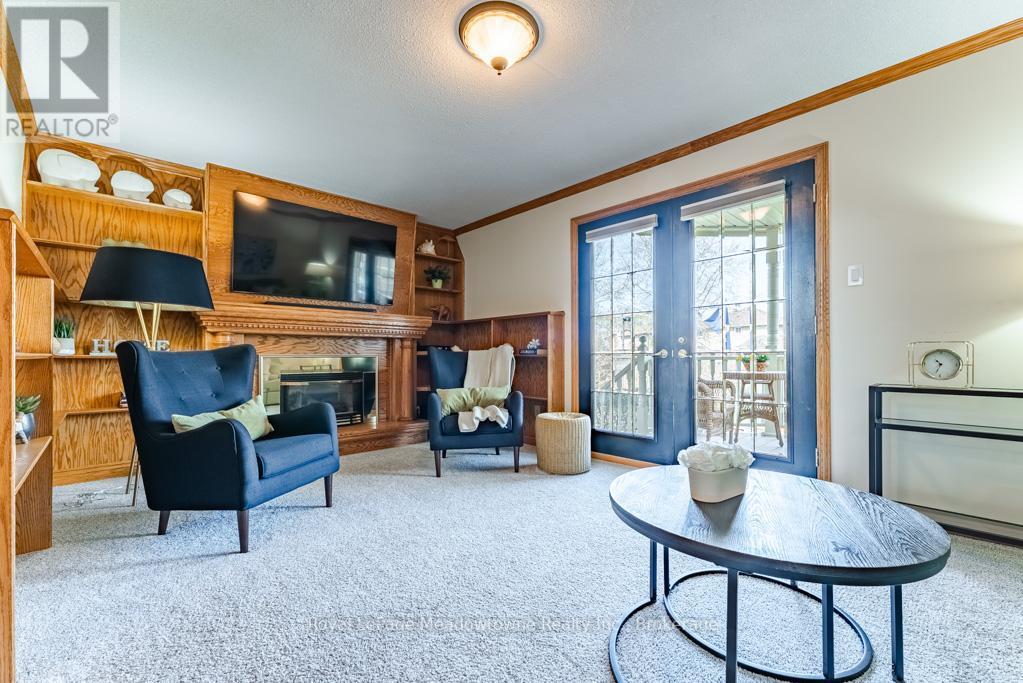 












802 COULSON AVENUE

,
Milton (TM Timberlea),




Ontario
L9T4K4

