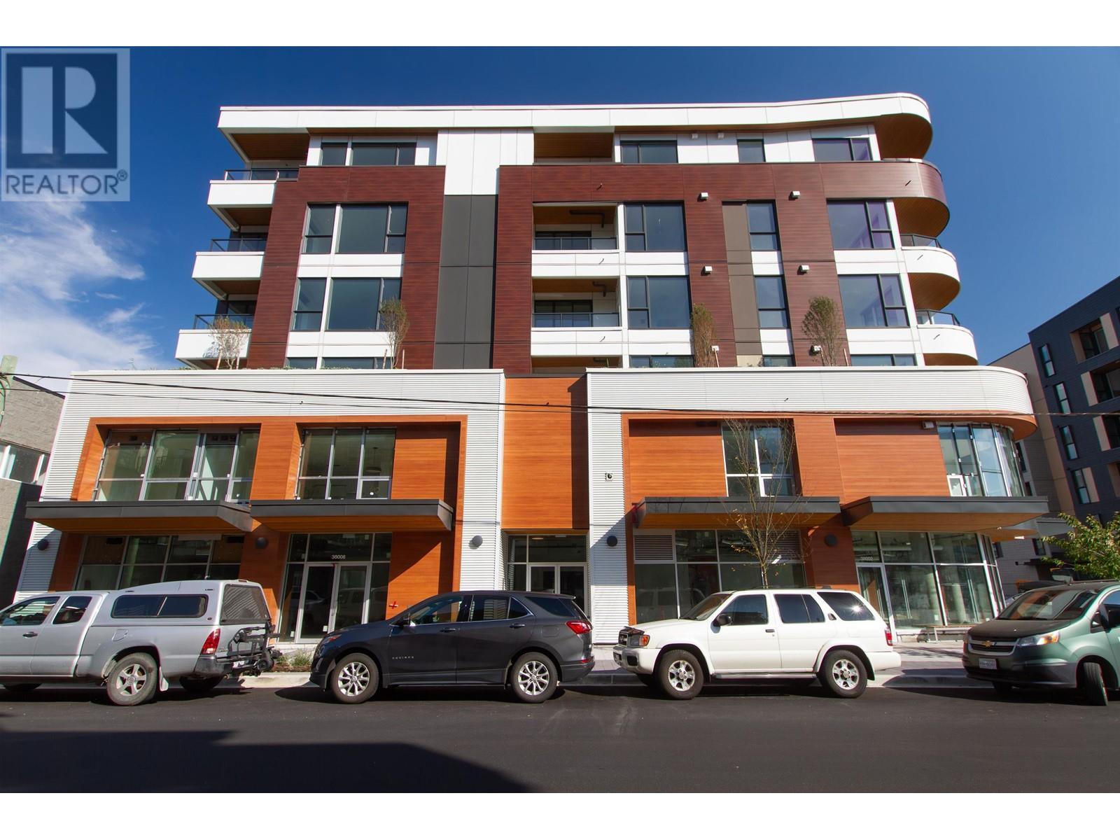 












38006 SECOND AVENUE

,
Squamish,




British Columbia
V8B0C3


