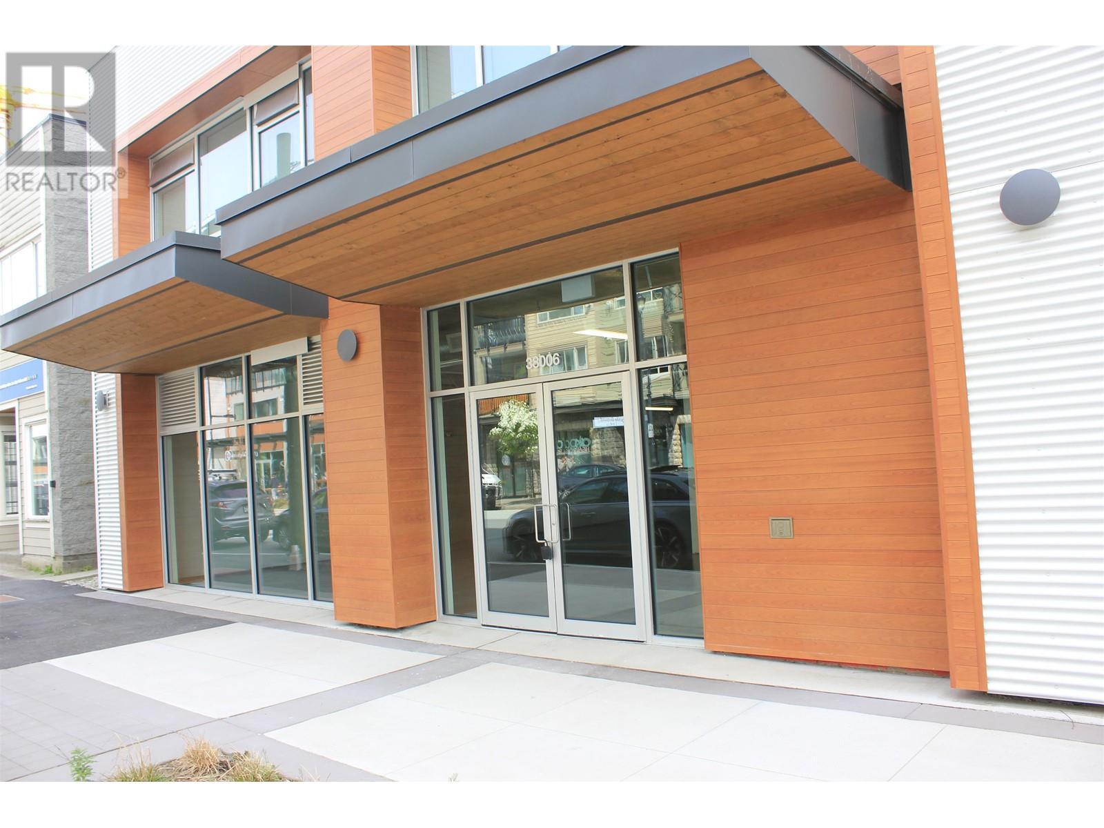 












38006 SECOND AVENUE

,
Squamish,




British Columbia
V8B0C3

