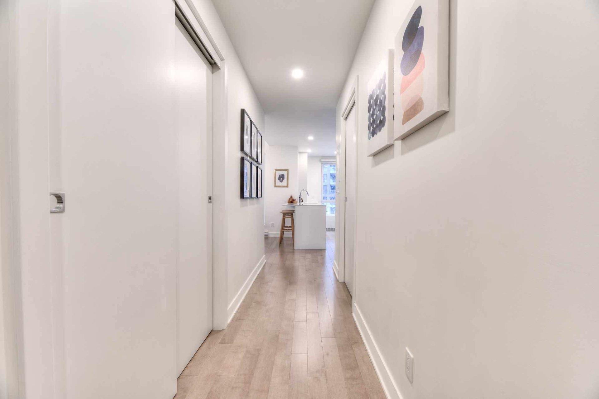 









1170


Rue Montcalm

, 201,
Montréal (Ville-Marie),




QC
H2L0M2

