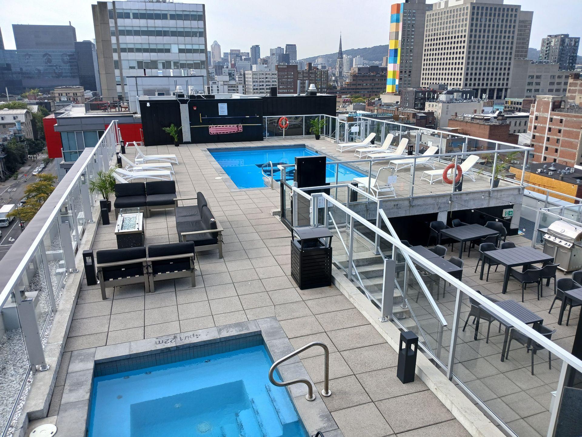 









1170


Rue Montcalm

, 201,
Montréal (Ville-Marie),




QC
H2L0M2

