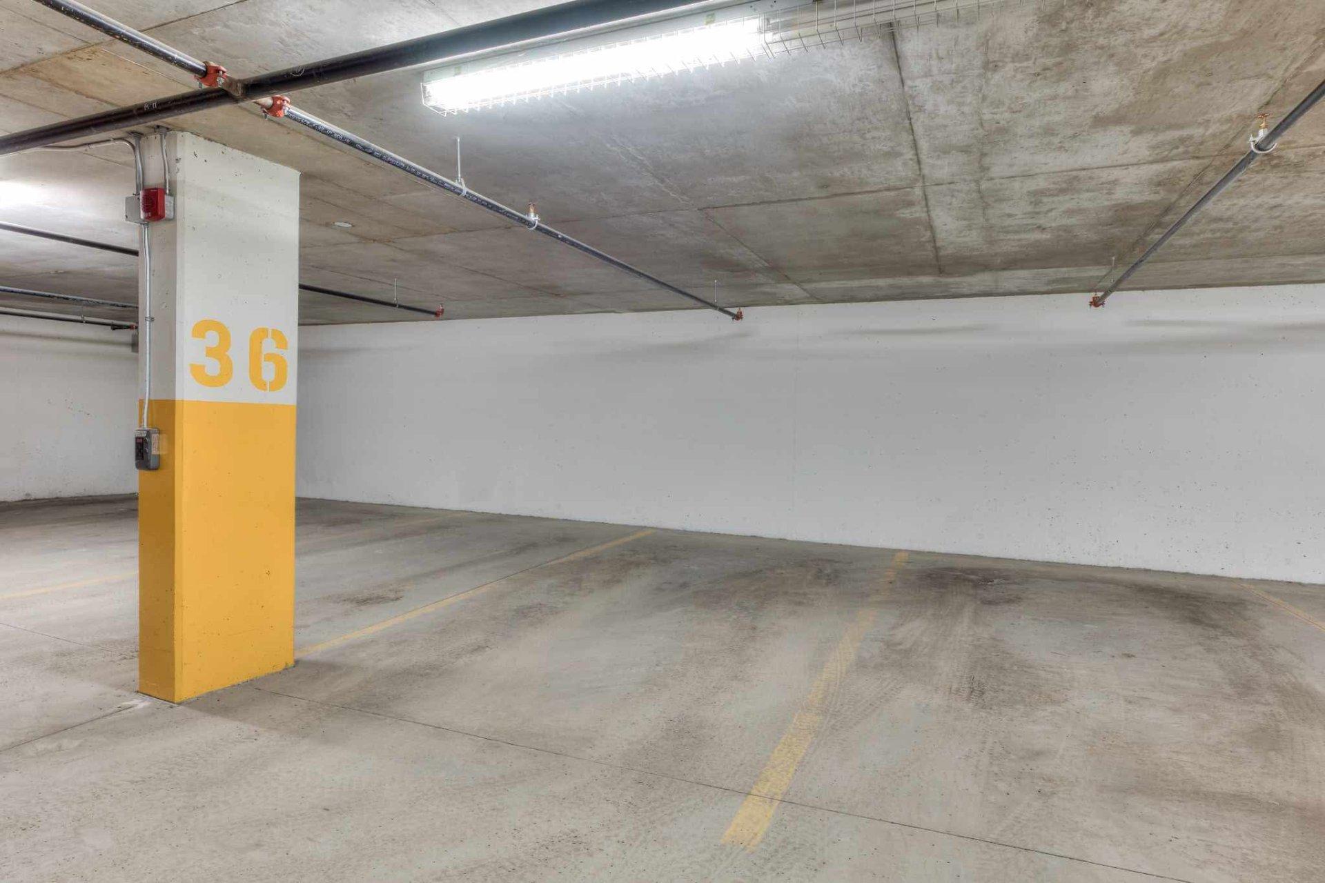 









1170


Rue Montcalm

, 201,
Montréal (Ville-Marie),




QC
H2L0M2

