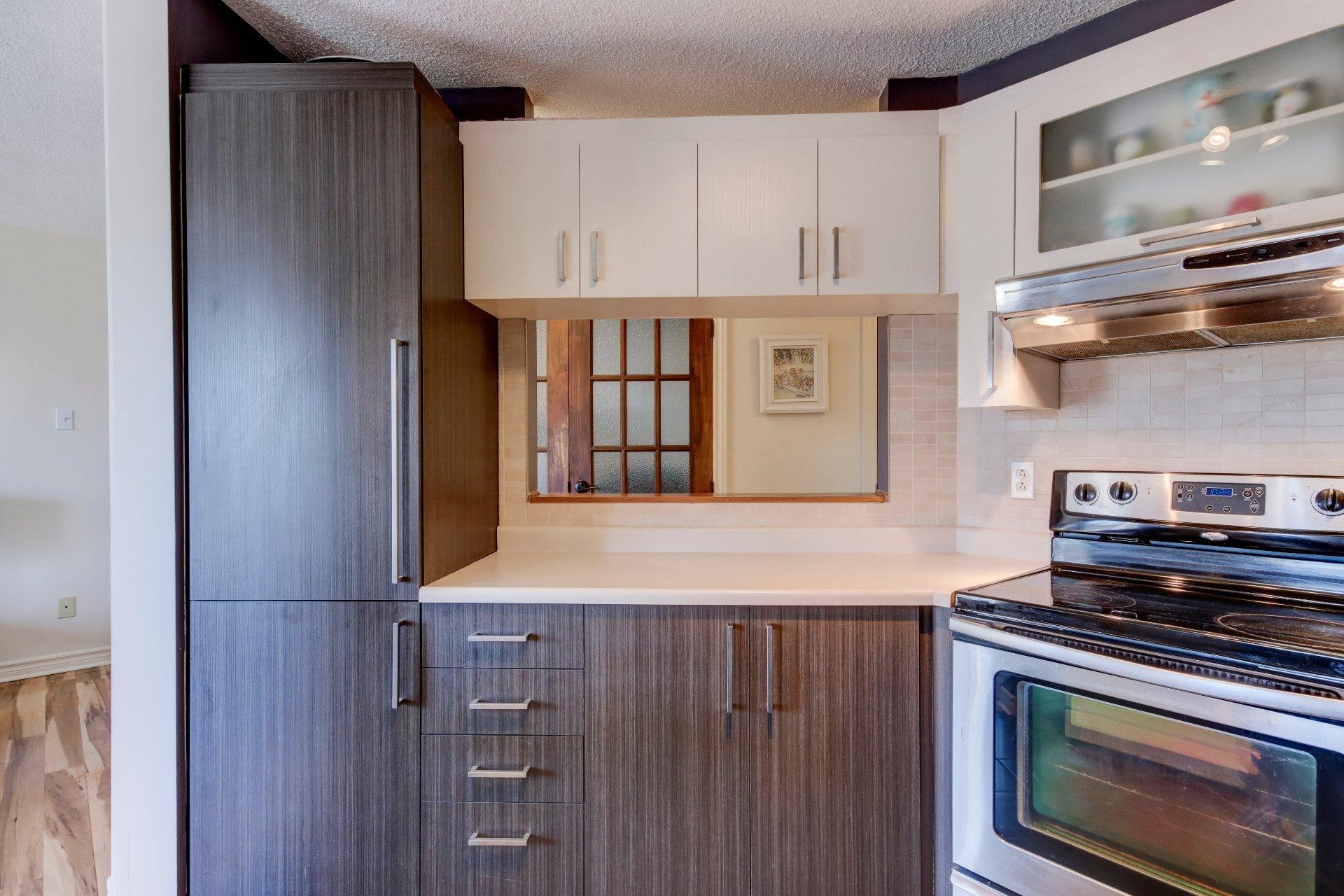 









676


Mtée Montrougeau

, 303,
Laval (Fabreville),




QC
H7P5L1

