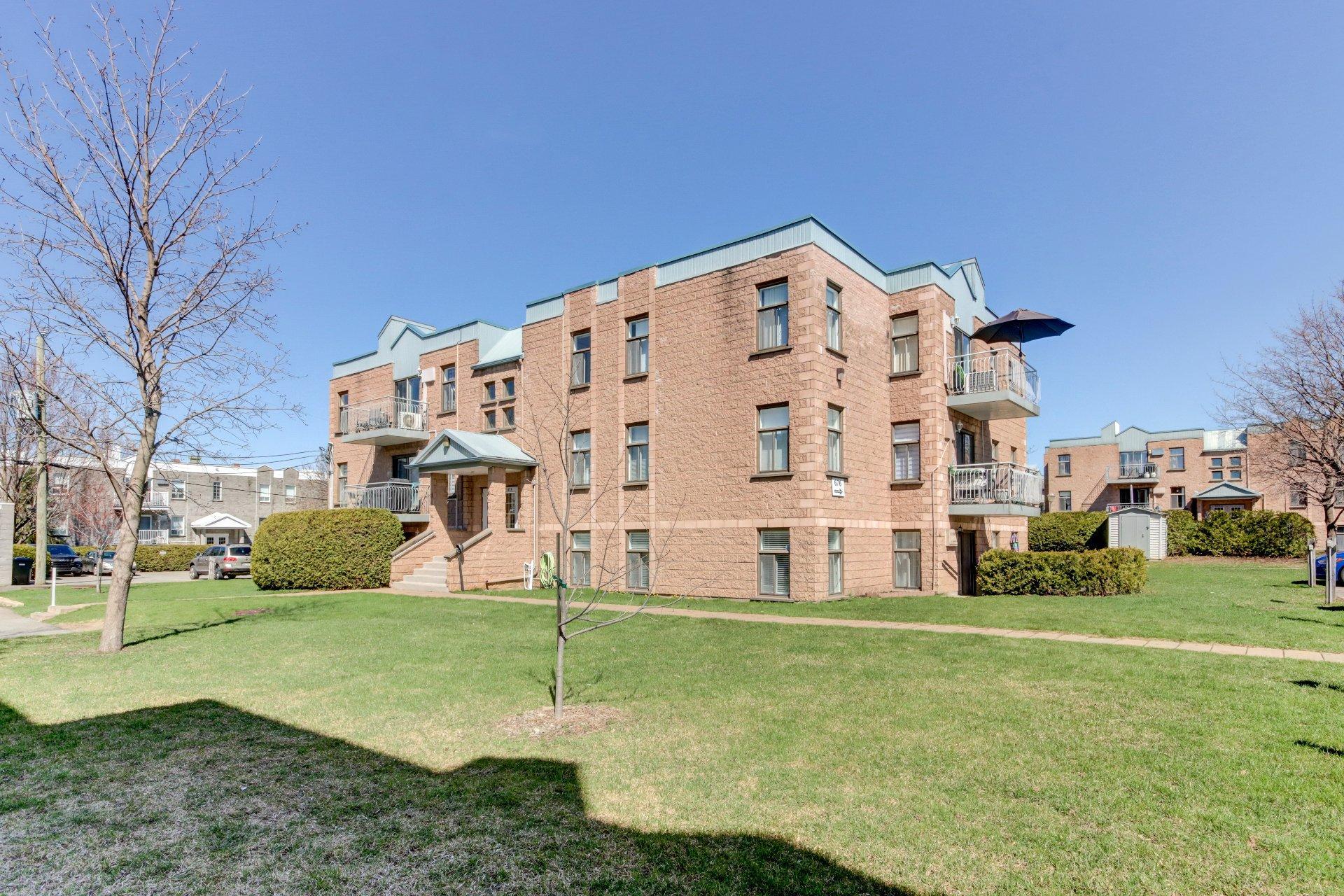









676


Mtée Montrougeau

, 303,
Laval (Fabreville),




QC
H7P5L1

