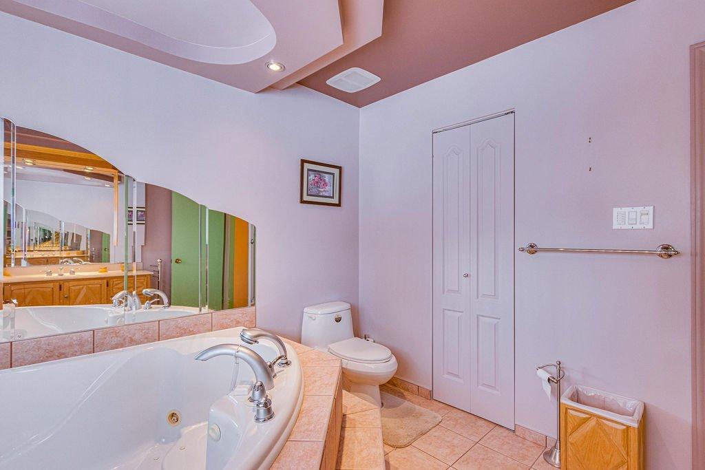 









46


Rue Lionel-Groulx

,
Gatineau (Gatineau),




QC
J8T1T6

