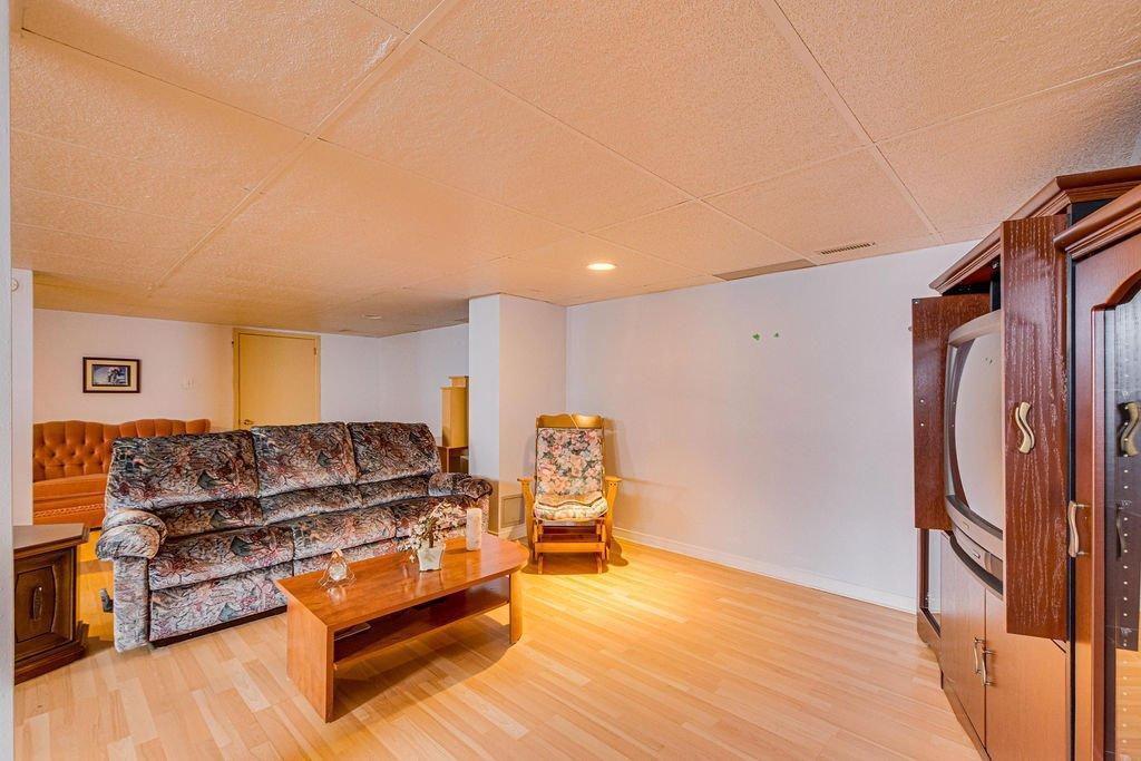 









46


Rue Lionel-Groulx

,
Gatineau (Gatineau),




QC
J8T1T6

