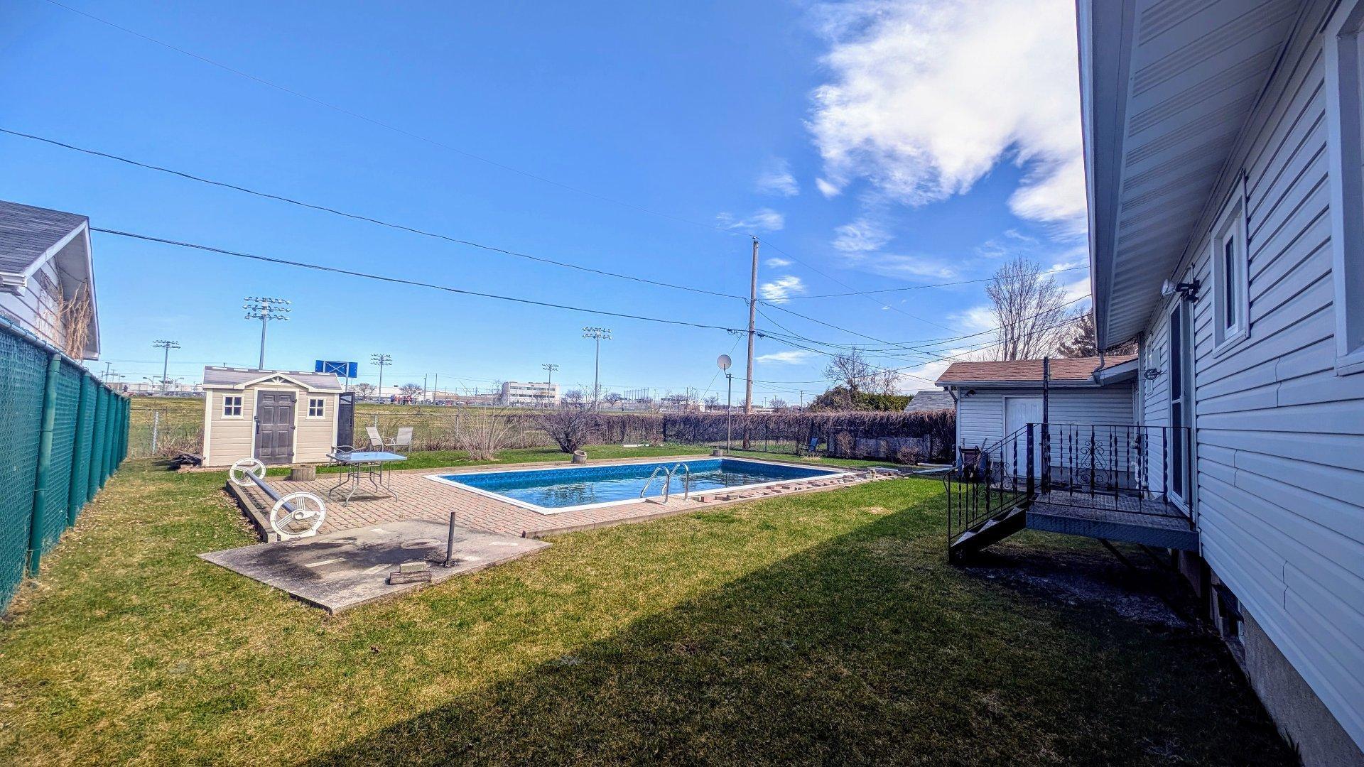 









46


Rue Lionel-Groulx

,
Gatineau (Gatineau),




QC
J8T1T6

