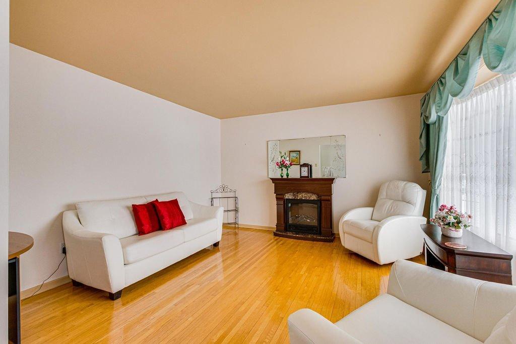 









46


Rue Lionel-Groulx

,
Gatineau (Gatineau),




QC
J8T1T6

