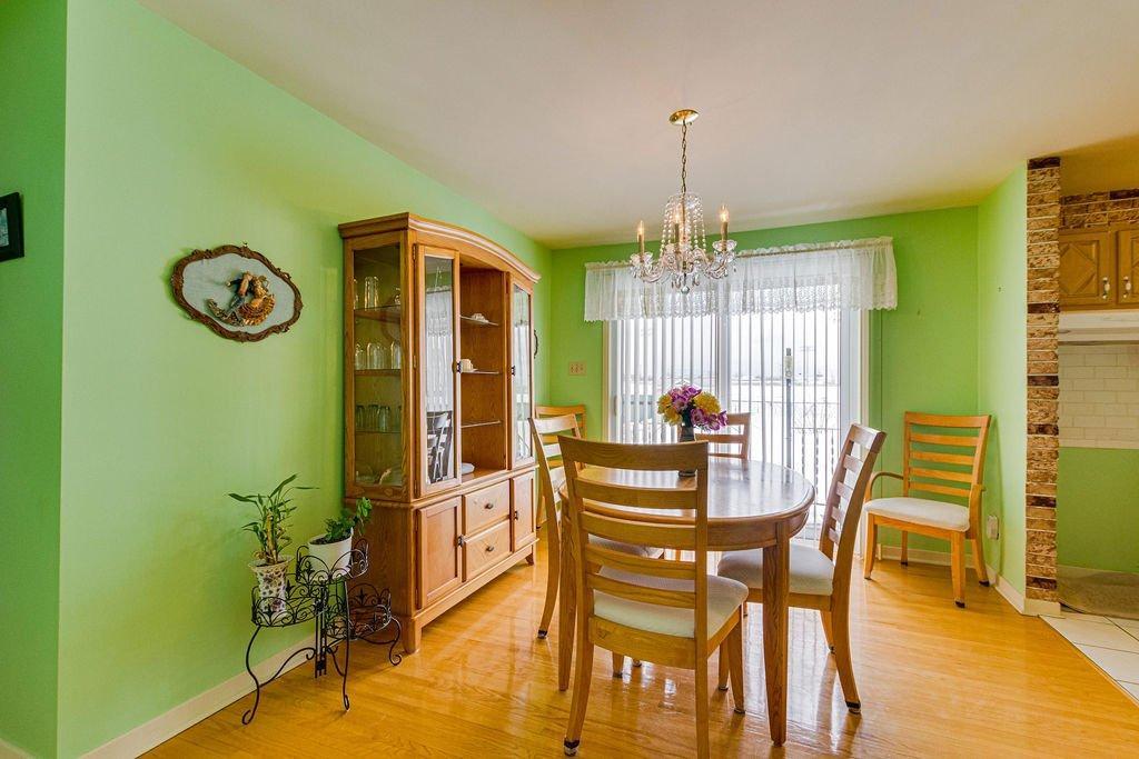









46


Rue Lionel-Groulx

,
Gatineau (Gatineau),




QC
J8T1T6

