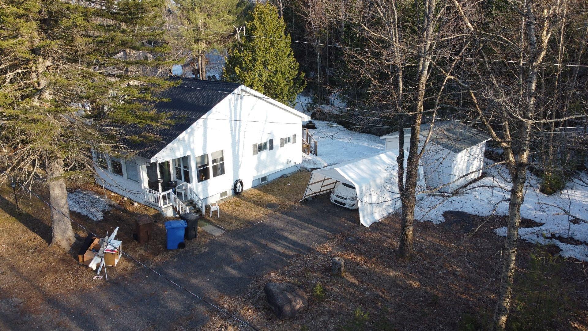 









177


Ch. du Puits

,
Chertsey,




QC
J0K3K0


