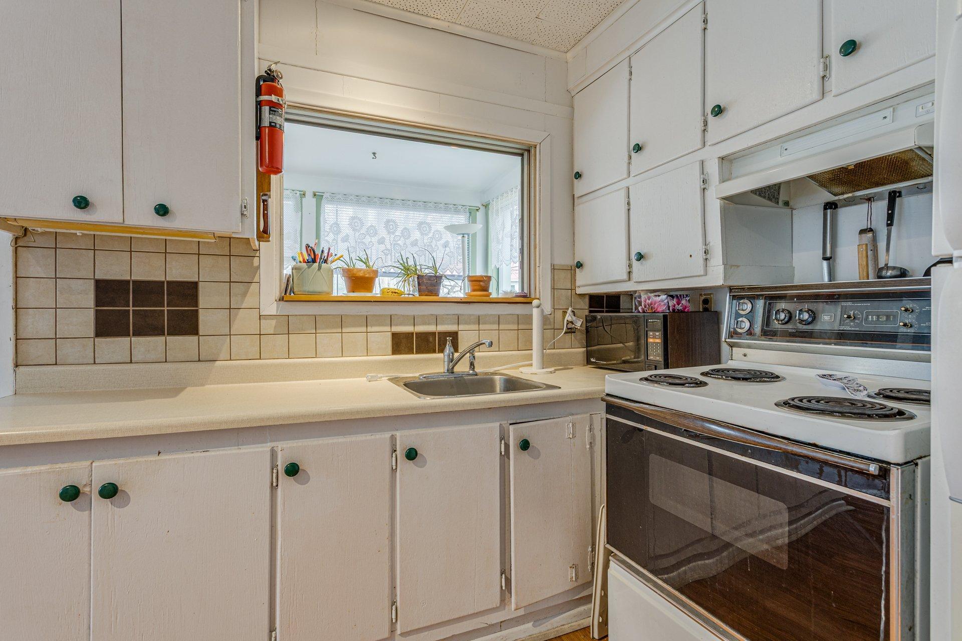 









177


Ch. du Puits

,
Chertsey,




QC
J0K3K0

