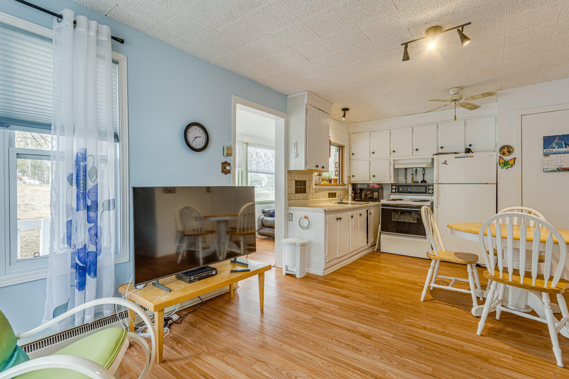 









177


Ch. du Puits

,
Chertsey,




QC
J0K3K0

