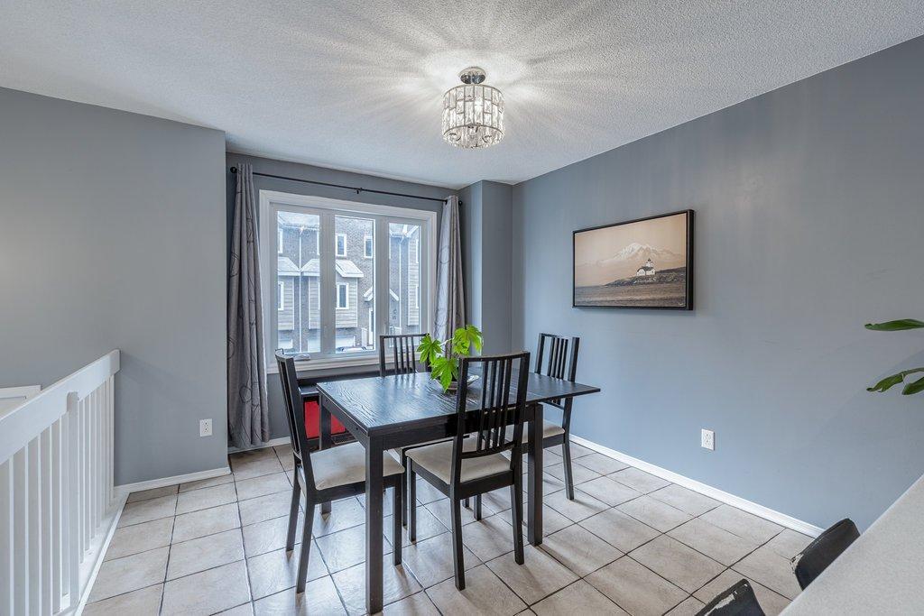 









12


Rue du Gisement

,
Gatineau (Hull),




QC
J8Z3K1

