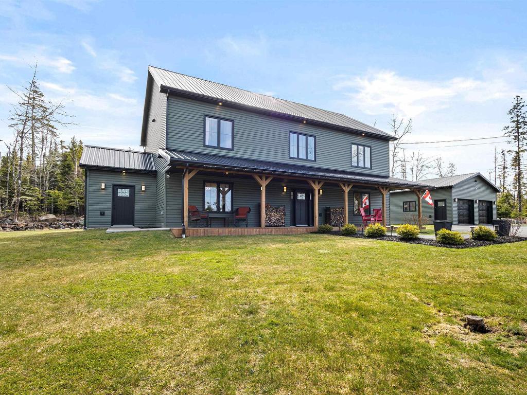 












9279 Peggys Cove Road

,
Hackett's Cove,




NS
B3Z 3M9

