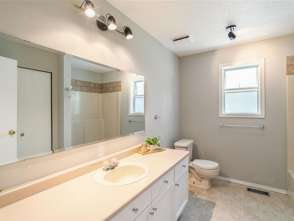 









1121


Harewood Mines

Rd,
Nanaimo,




BC
V9R 5W9

