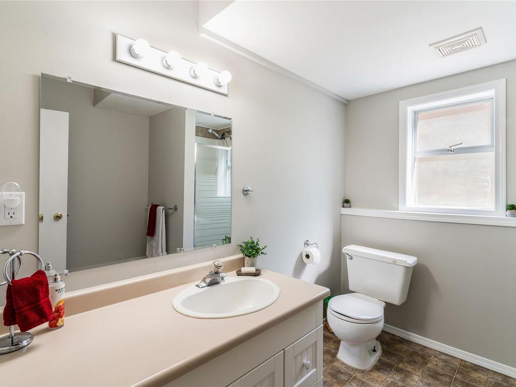 









1121


Harewood Mines

Rd,
Nanaimo,




BC
V9R 5W9


