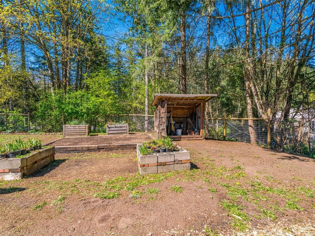 









1121


Harewood Mines

Rd,
Nanaimo,




BC
V9R 5W9

