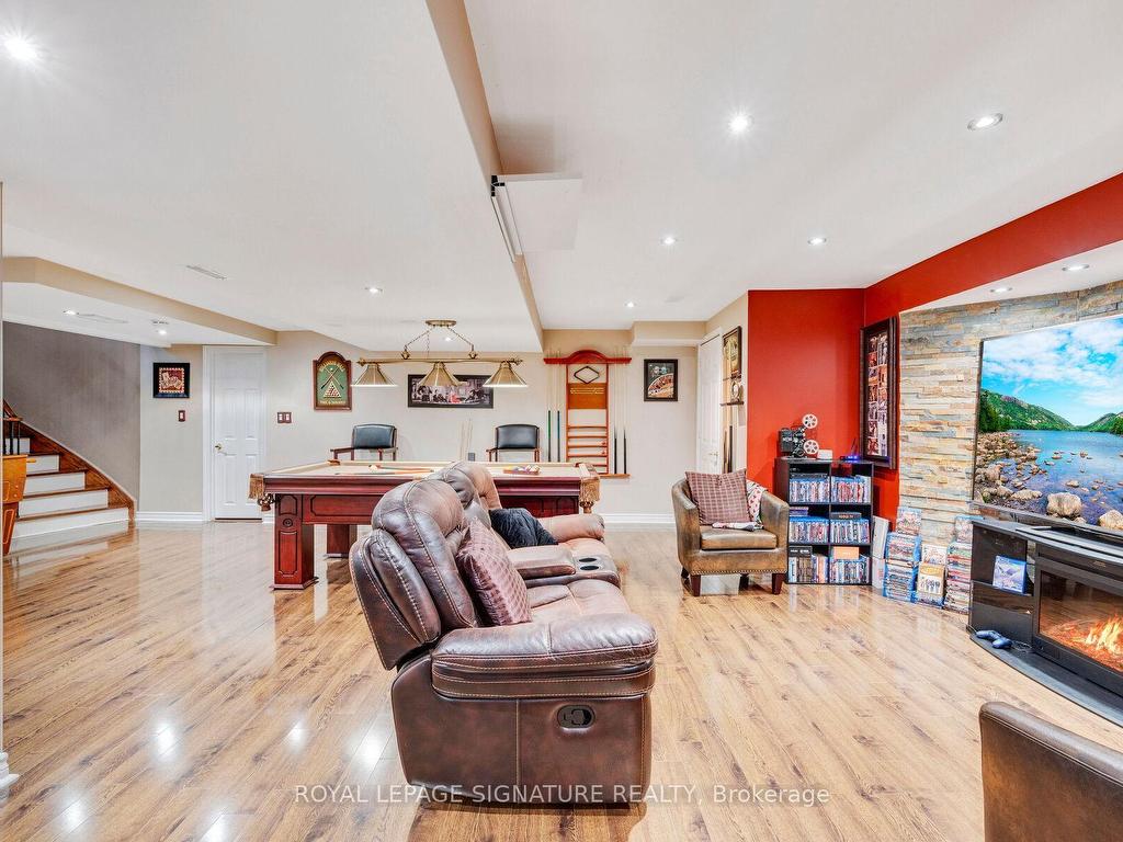 









128


Valleycreek

Drive,
Brampton,




ON
L6P 2G2

