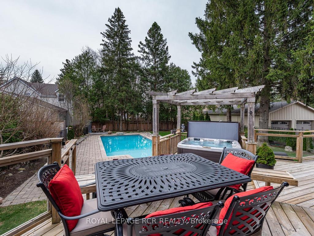









53


Metcalfe

Street,
Aurora,




ON
L4G 1E5

