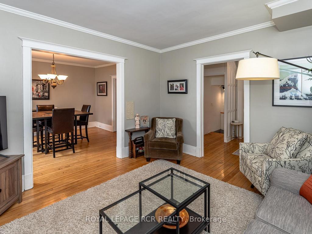 









53


Metcalfe

Street,
Aurora,




ON
L4G 1E5

