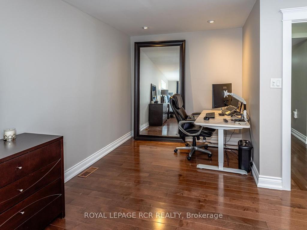 









53


Metcalfe

Street,
Aurora,




ON
L4G 1E5

