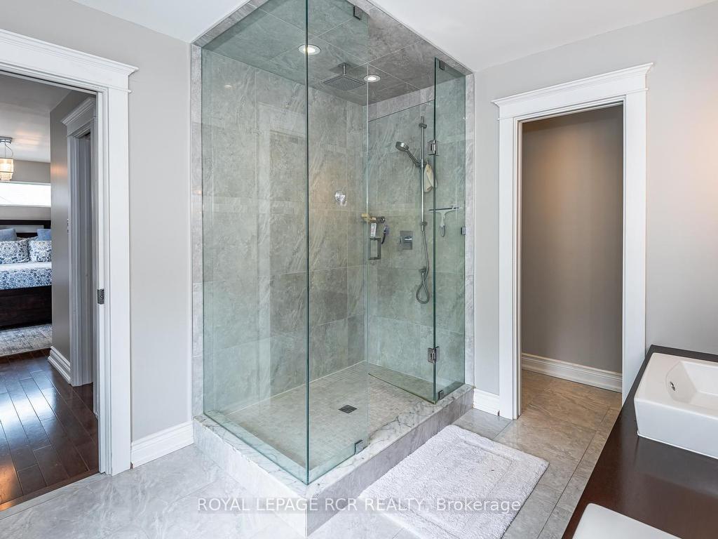 









53


Metcalfe

Street,
Aurora,




ON
L4G 1E5

