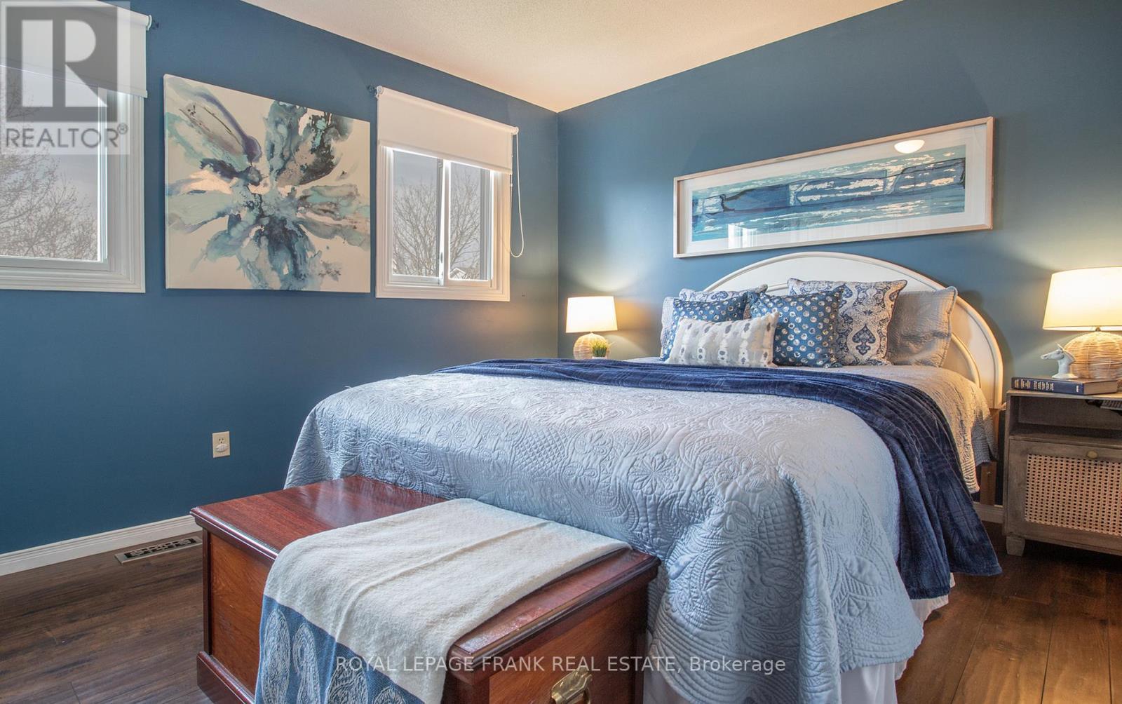 












138 ALLAN STREET

,
Scugog (Port Perry),




Ontario
L9L1E4

