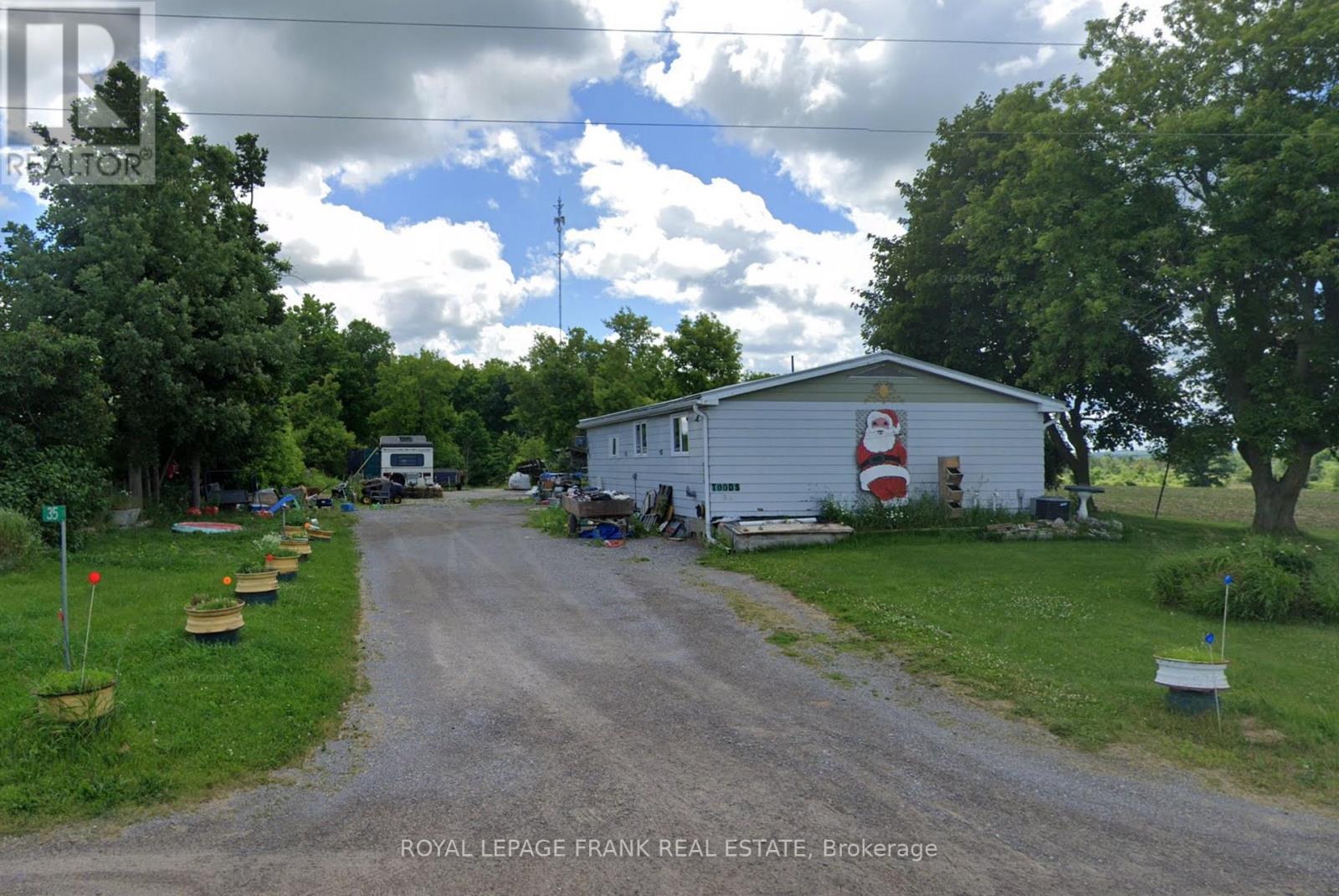 












35 5TH LINE

,
Otonabee-South Monaghan,




Ontario
K0L1V0

