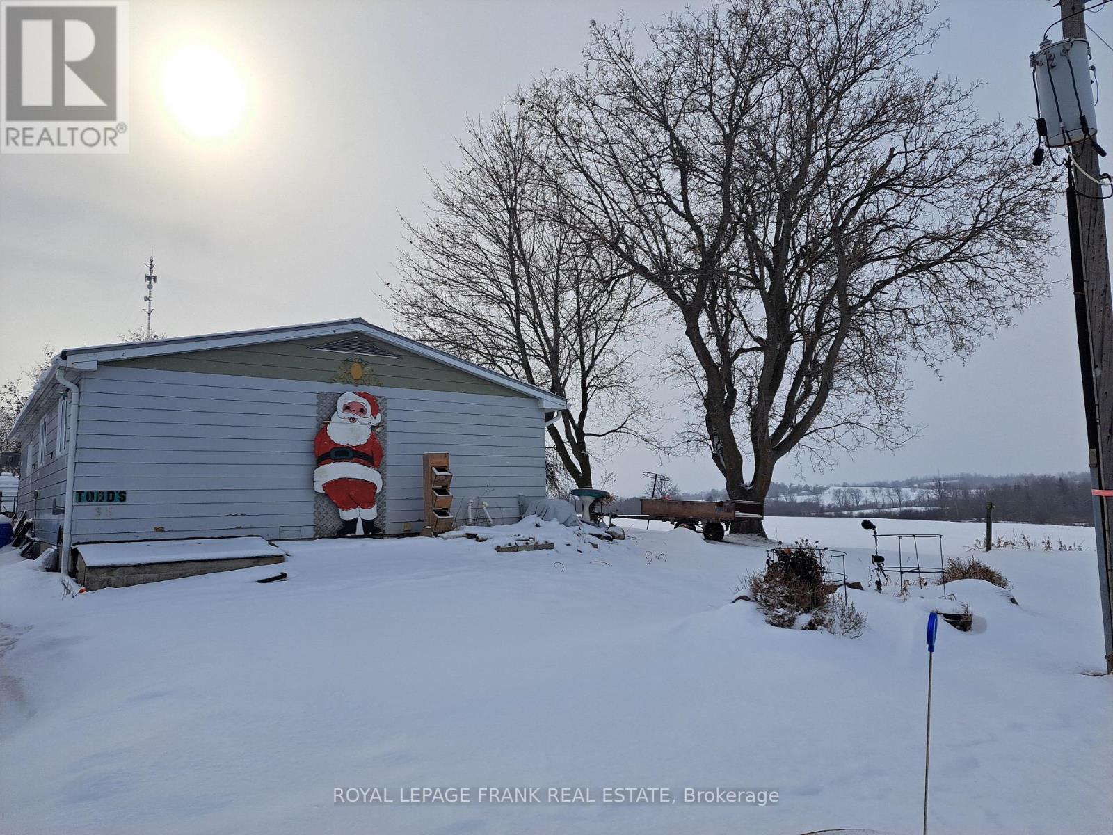 












35 5TH LINE

,
Otonabee-South Monaghan,




Ontario
K0L1V0

