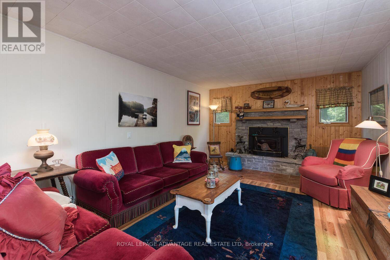 












4418 OLD KINGSTON ROAD

,
Rideau Lakes,




Ontario
K0G1V0

