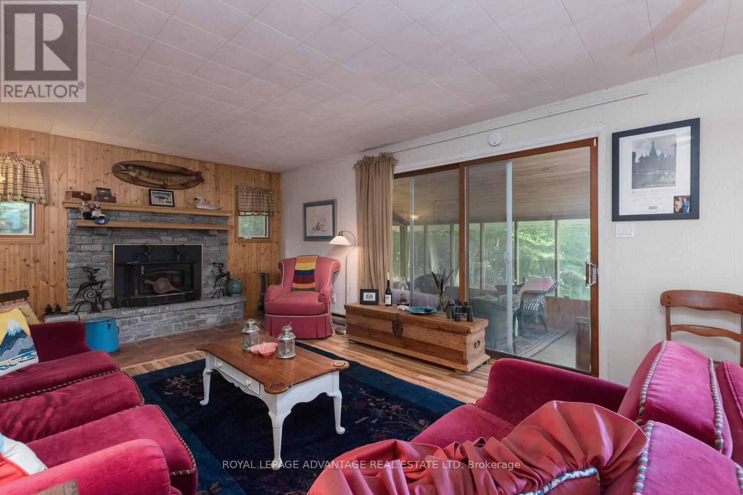 












4418 OLD KINGSTON ROAD

,
Rideau Lakes,




Ontario
K0G1V0

